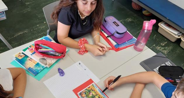 Τεχνητή Νοημοσύνη και Δημιουργική Γραφή στα Αγγλικά Τεχνητή Νοημοσύνη και Δημιουργική Γραφή στα Αγγλικά