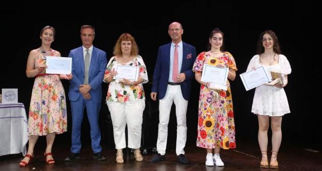 Τελετή βράβευσης αρίστων στα Γαλλικά Τελετή βράβευσης αρίστων στα Γαλλικά