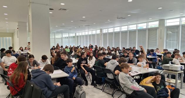 Ημερίδα «Εθισμοί και Πολύπλευρη Πρόληψη» Ημερίδα «Εθισμοί και Πολύπλευρη Πρόληψη»