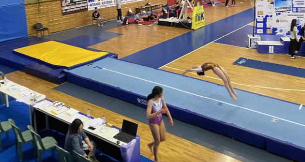 Χάλκινο μετάλλιο στον ακροβατικό διάδρομο Χάλκινο μετάλλιο στον ακροβατικό διάδρομο