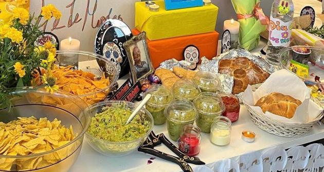 ispanika-dia_de_los_muertos-arhiki ispanika-dia_de_los_muertos-arhiki