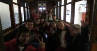 i_gdimotikoy_taxideyei_me_to_treno